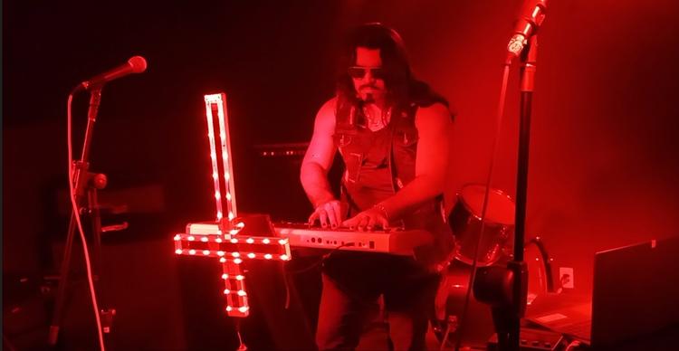Live Performances, da GOATSYNTH .
