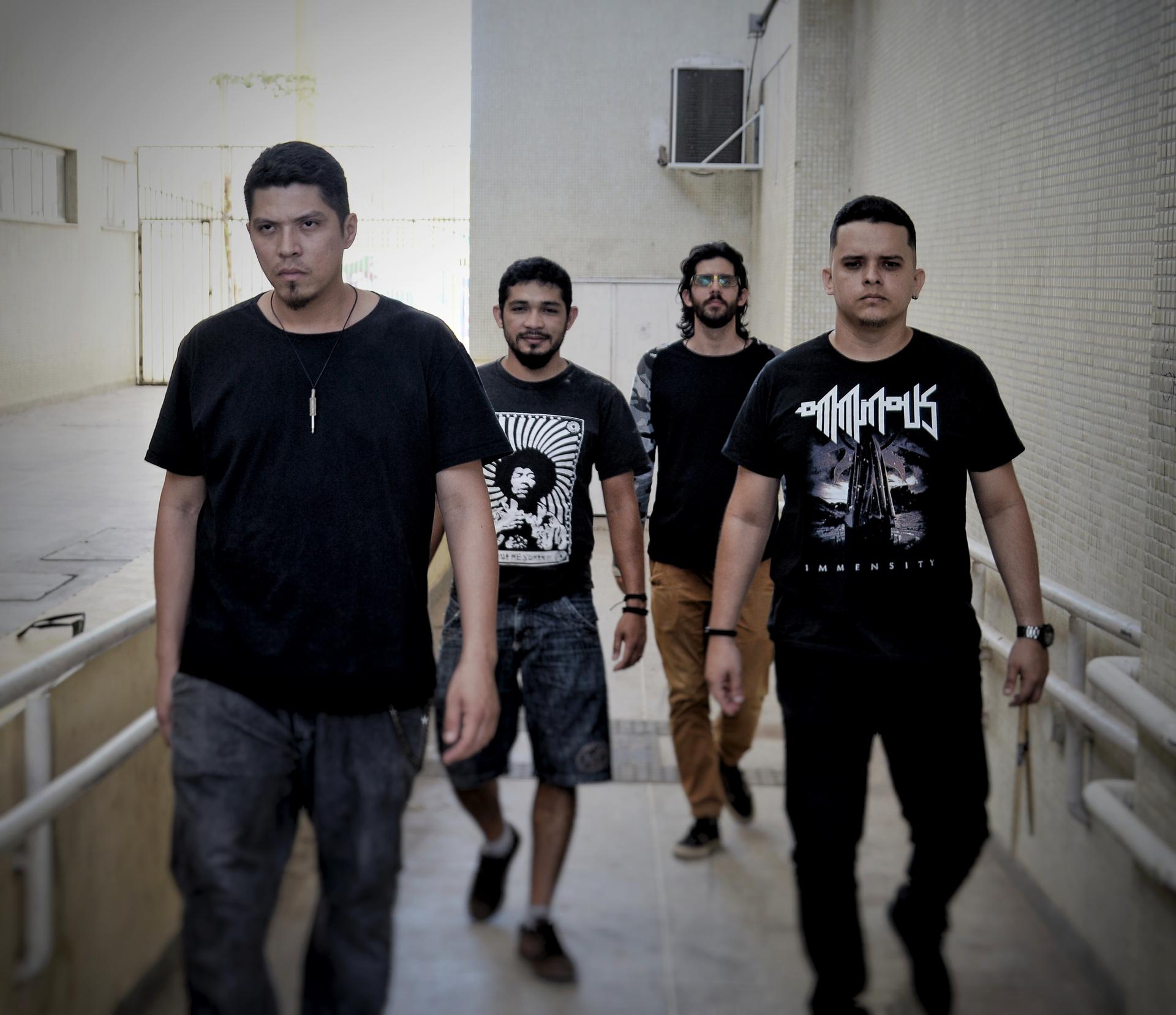 Conheça todo o peso do som da banda Reincídio