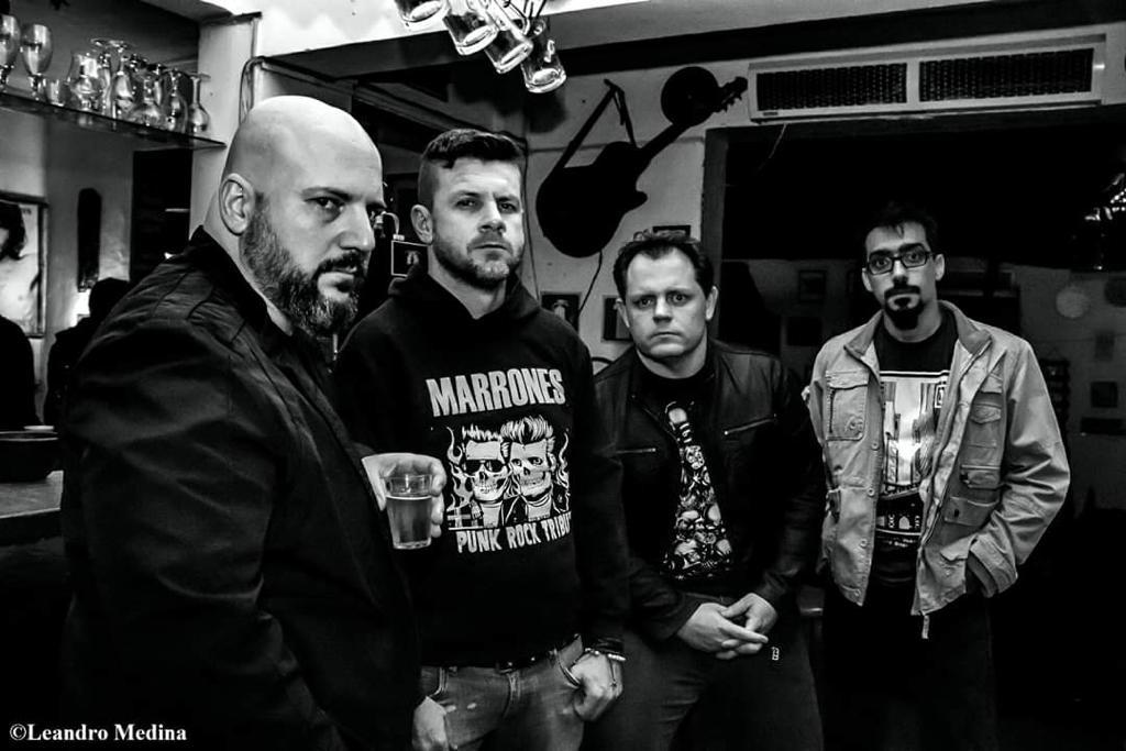 Mais de 25 anos servindo ao punk rock, conheça a banda Marrones