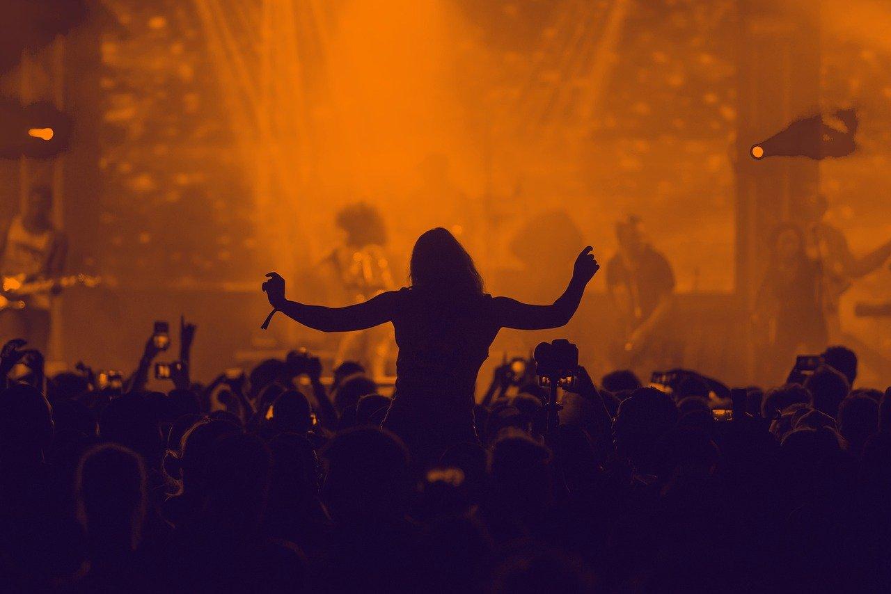 Setor de shows deixa de arrecadar marca bilionária em 2020 e busca saídas para 2021