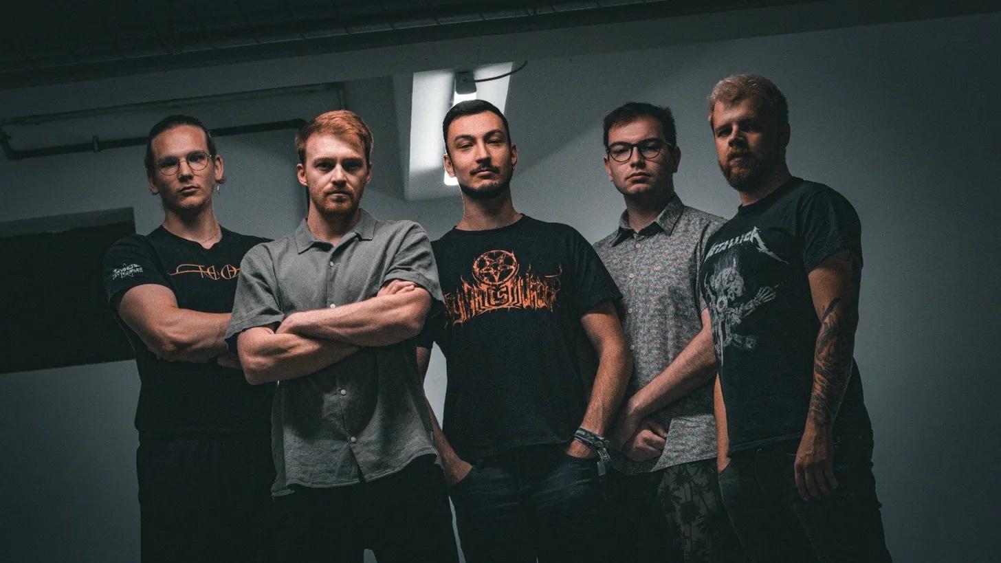 Coexist: Modern Metal Direto de Nuremberg Que Não Pede Licença