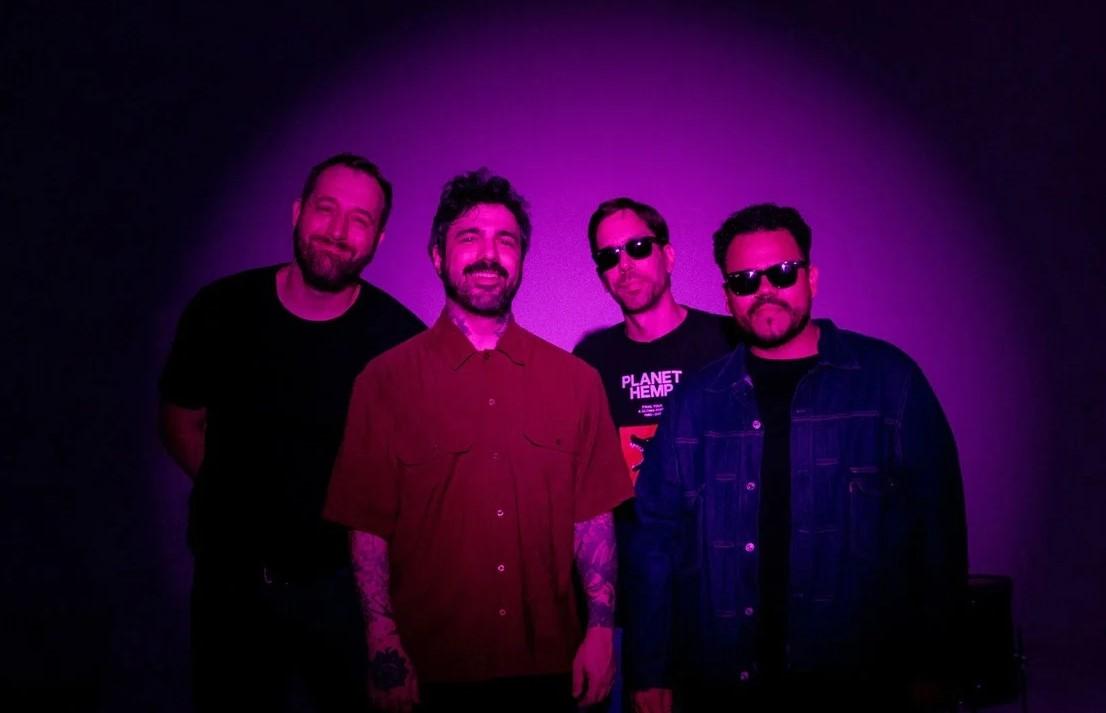 Não Deixe de Ouvir - Anônimos Anônimos, The Bombers, Gravata Preta
