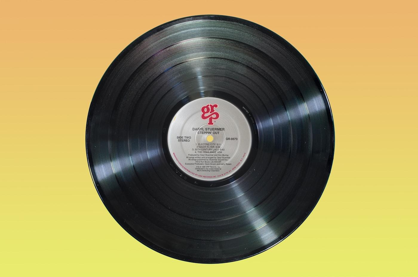 Disco de vinil — símbolo da história do rock