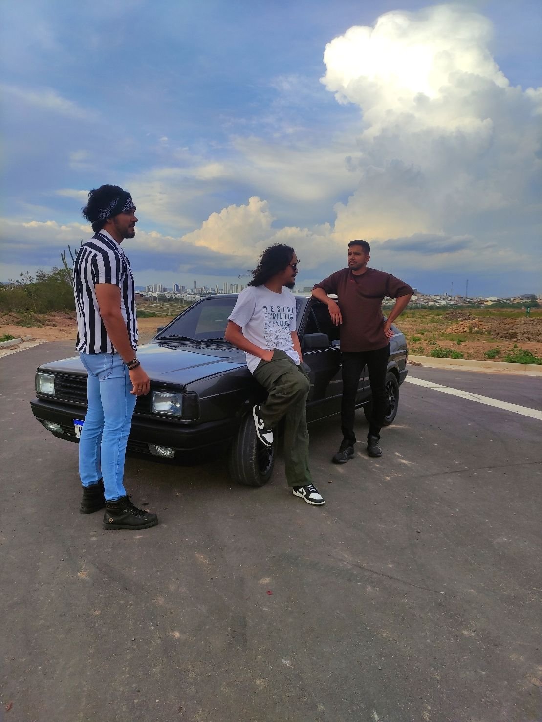 Descobertas Tribhus - Conheça a banda Hot Led